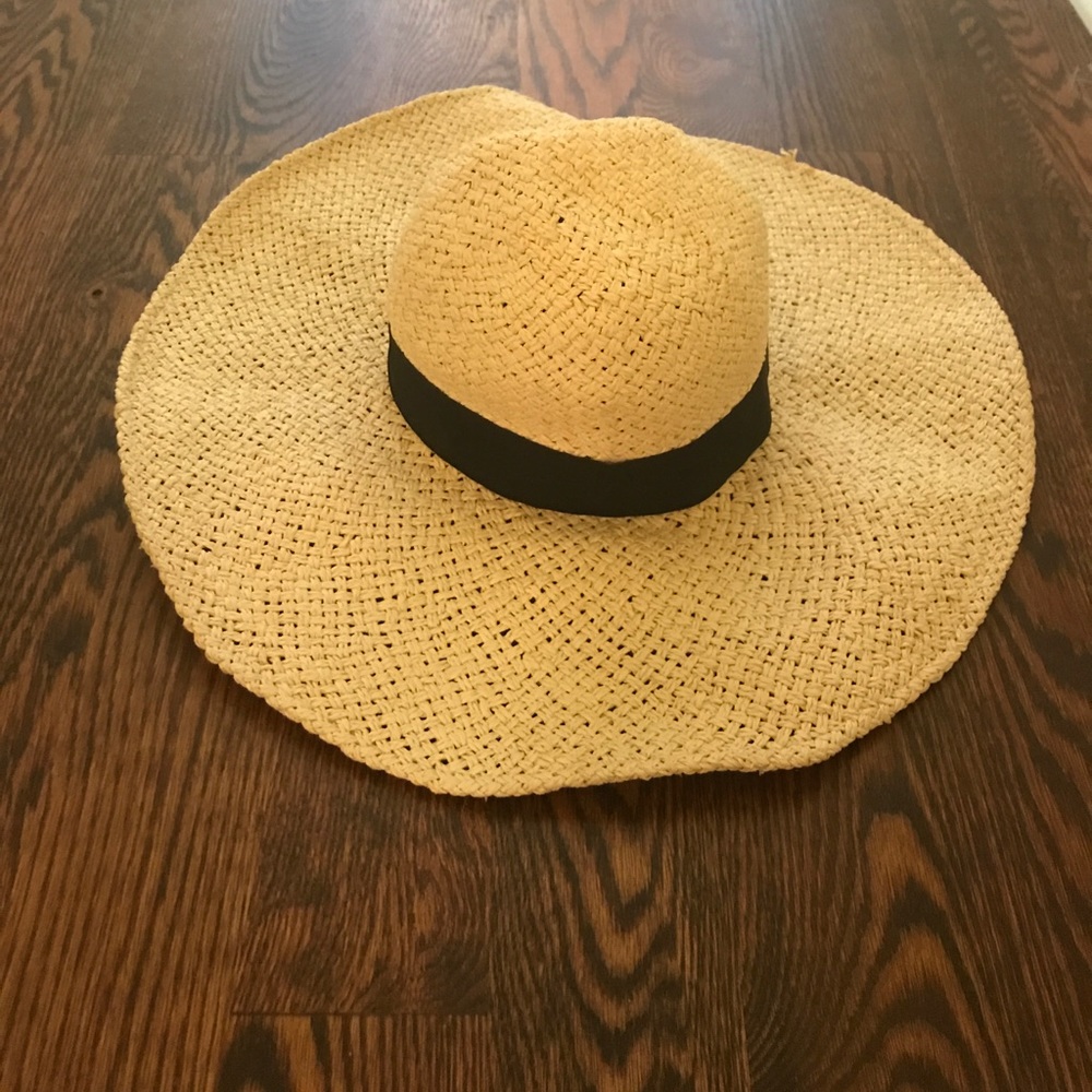 Straw Sunday