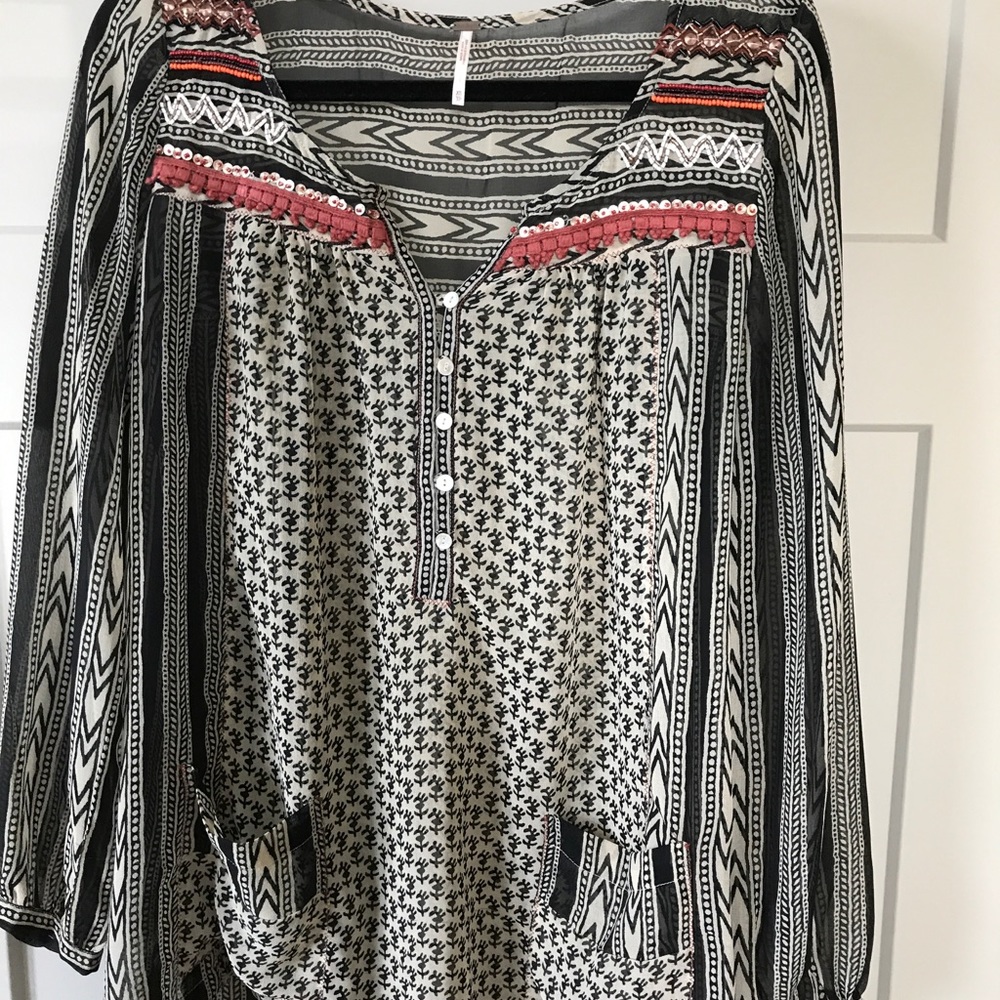 Free People blouse /shirt like new XS
