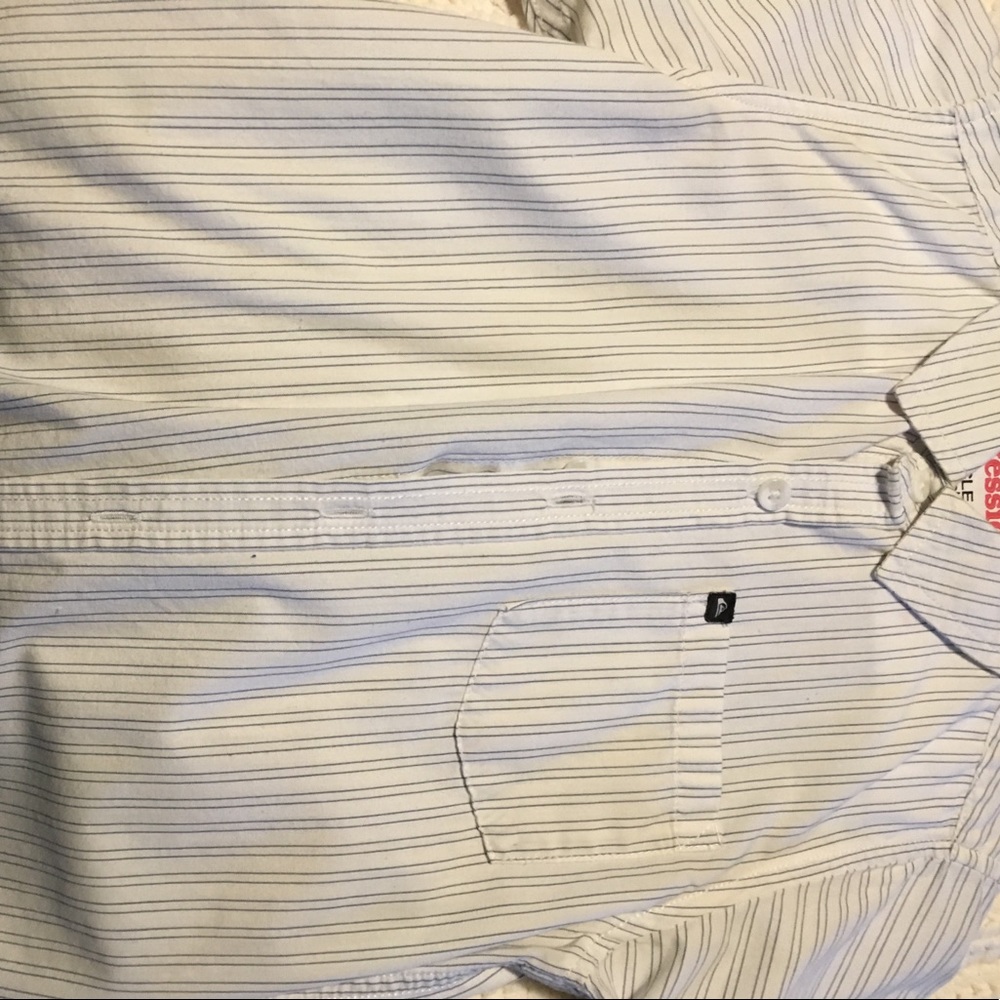 Boys quicksilver button down shirt