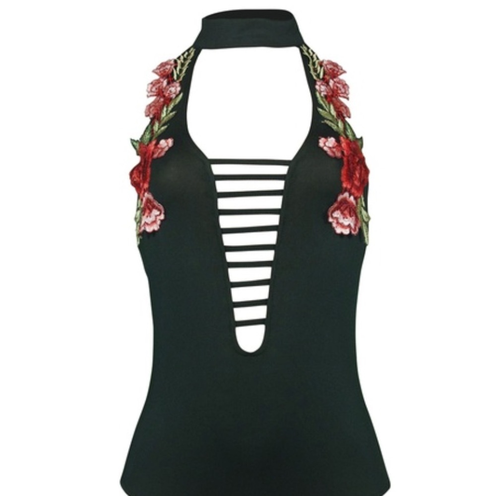 🔥🌹ON  Sale  Floral Appliqué Lace Body Suit!