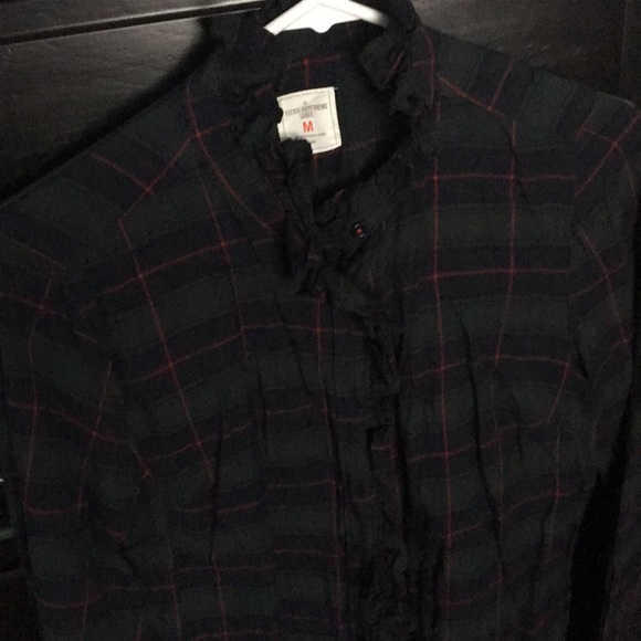 Green Plaid Ruffle Top - Picture 2 of 3