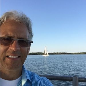 Meet your Posher, Tom