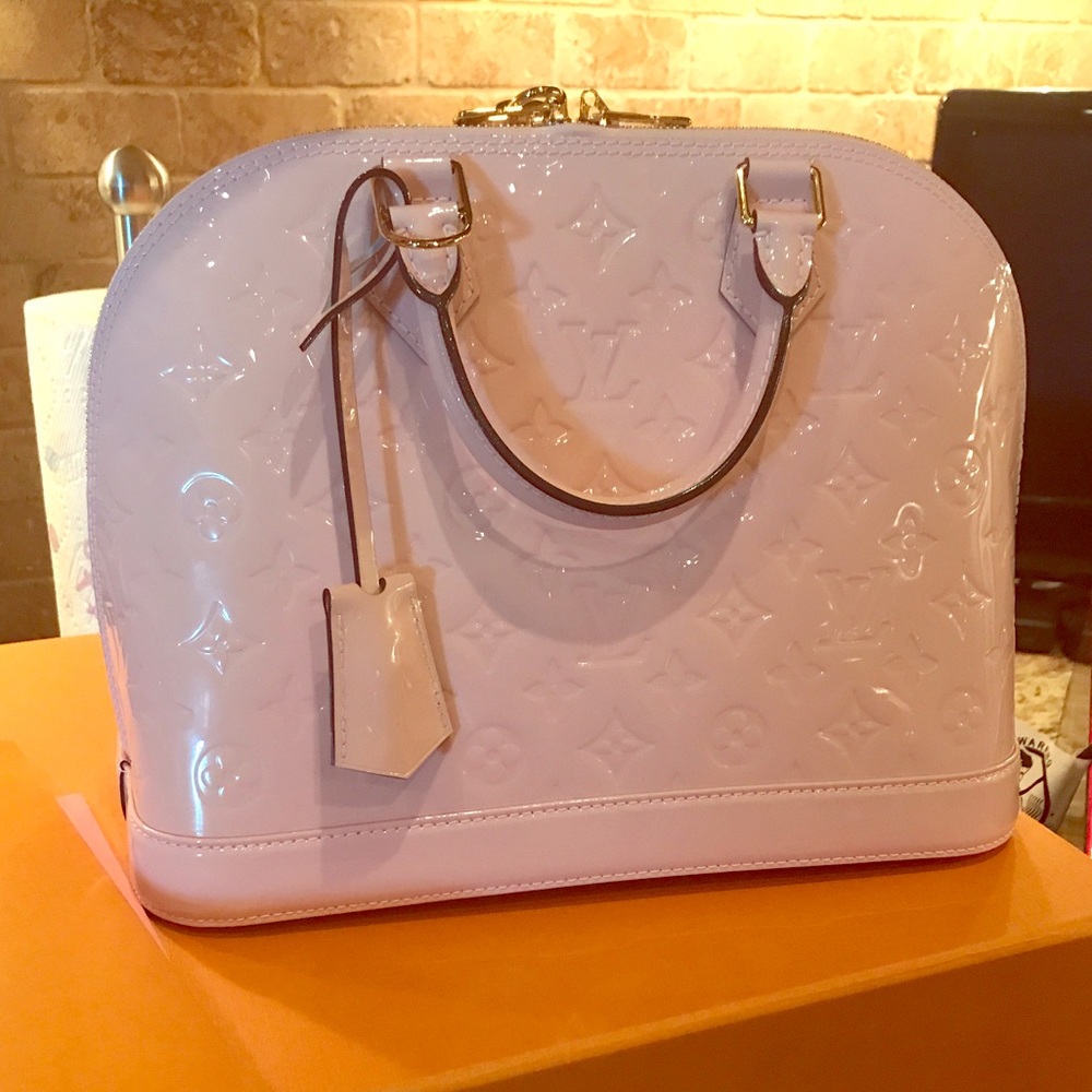 Meet your Posher, Hunter