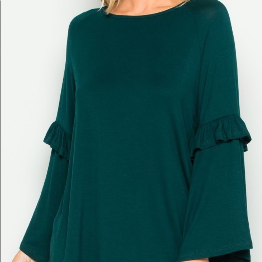 New Hunter Green Ruffled Bell-Sleeve Top