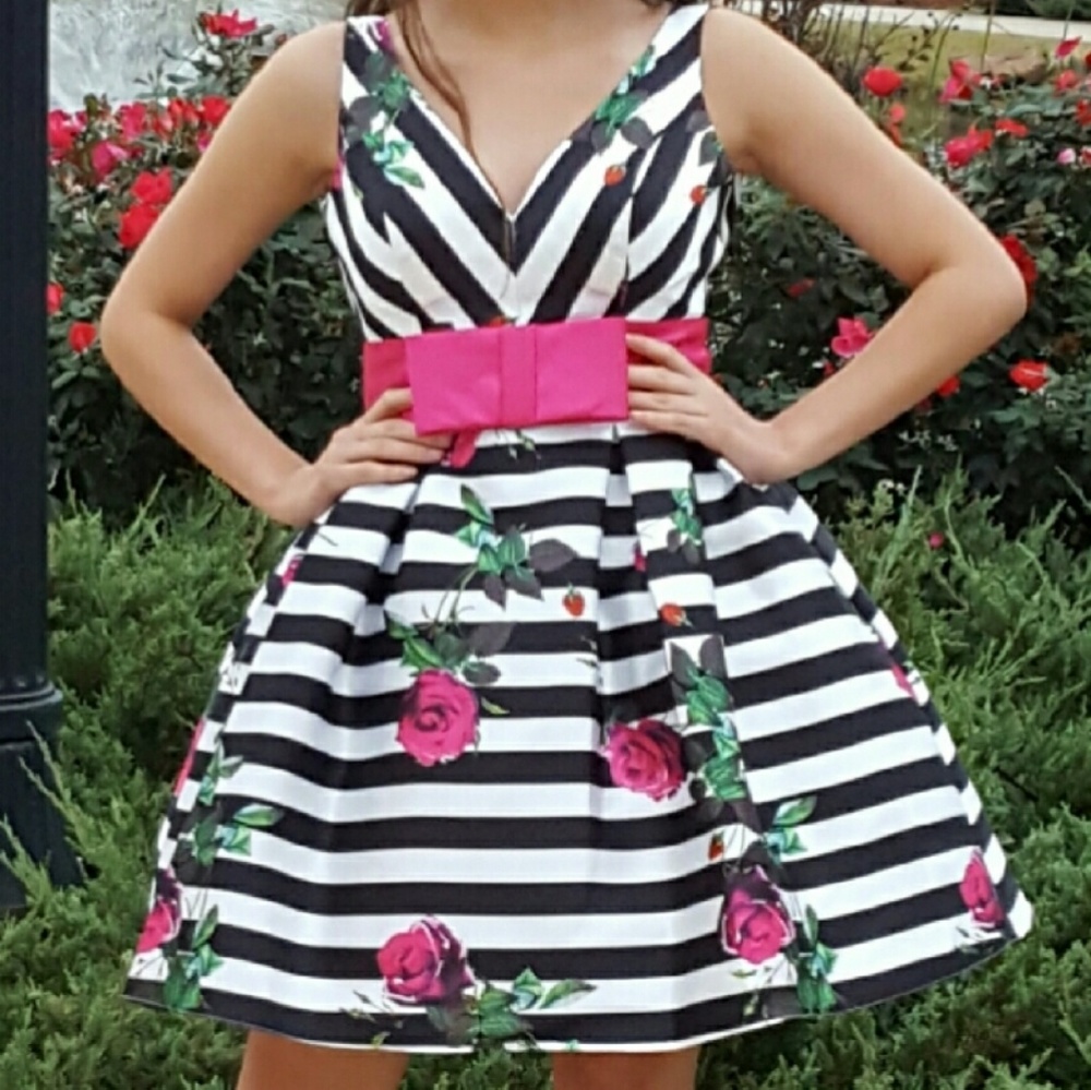 Mac Duggal Floral Print Dress
