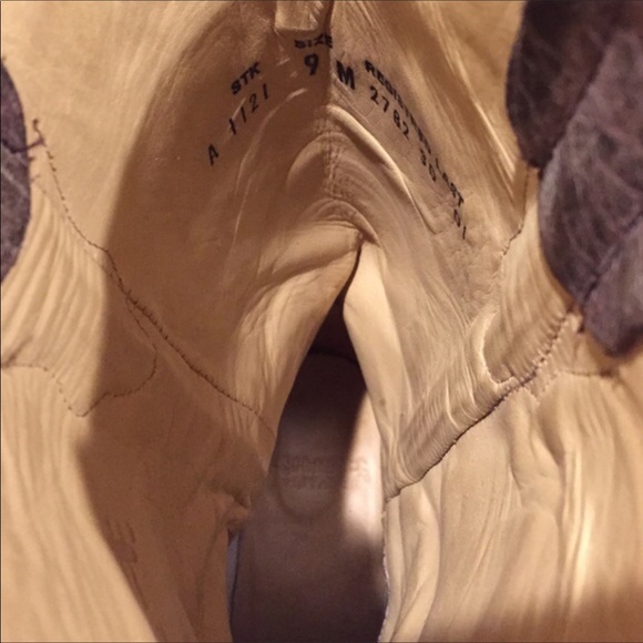 Beautiful leather boots - Picture 3 of 3