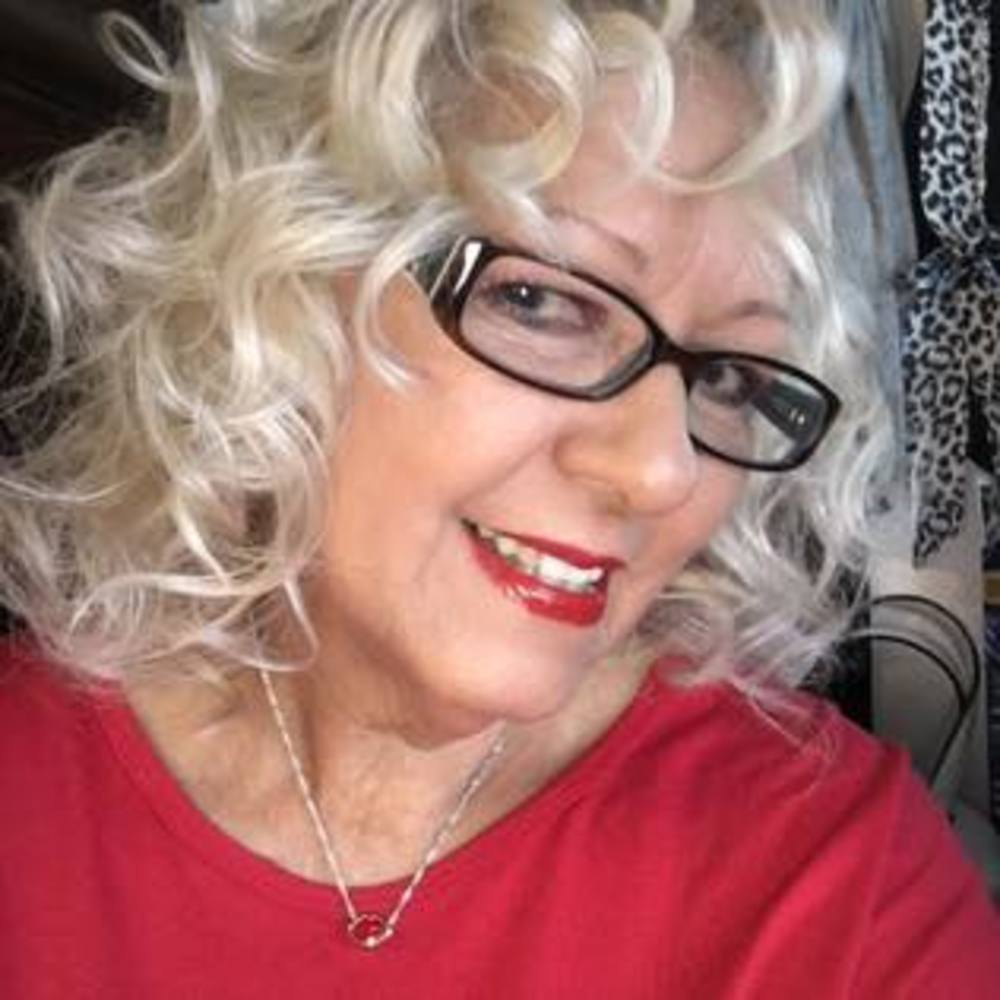 Meet your Posher, Kay