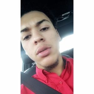 Meet your Posher, Louis