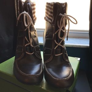 Dr. Scholls women's brown high heel ankle boots