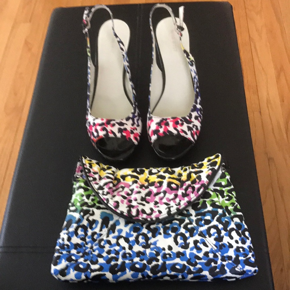Multi color shoes slight wedge in front! Plus bag!