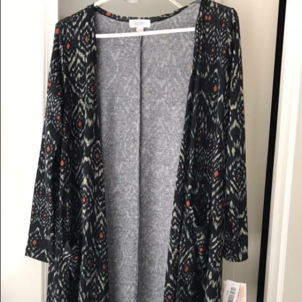 Lularoe black background small sarah!