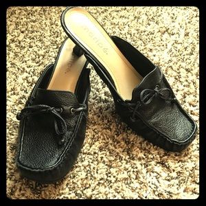 Additional discount! Must go! Cute mules!