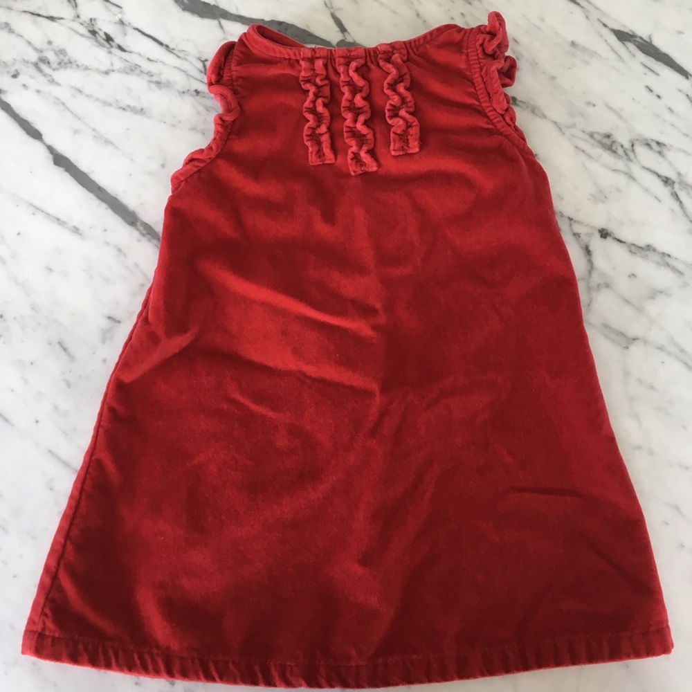 Red. Elves dress, 18-24