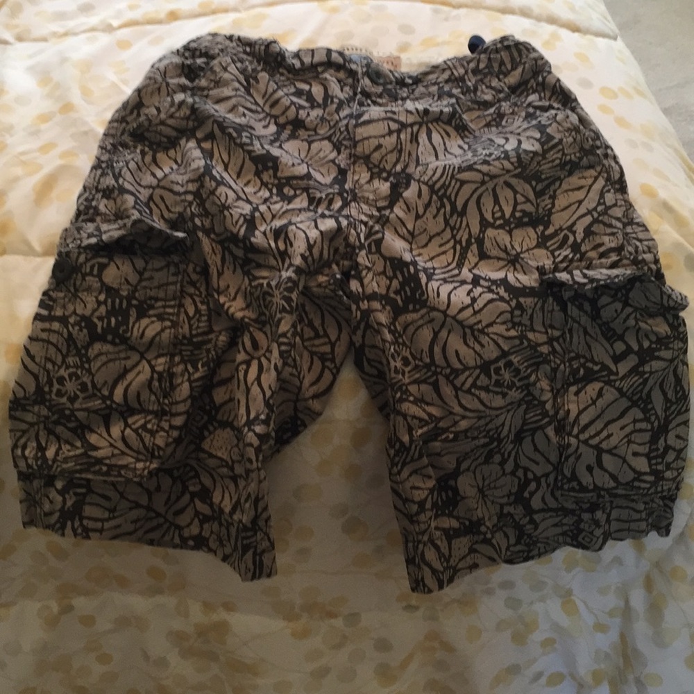 Hawaiian pattern shorts