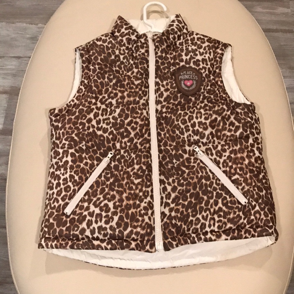 Brown/beige puff vest reversible leopard/solid