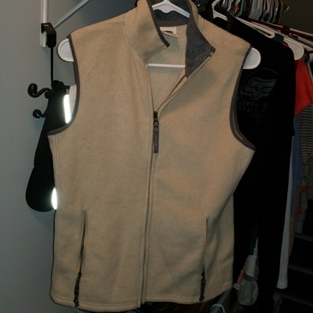 Old Navy Sports Vest