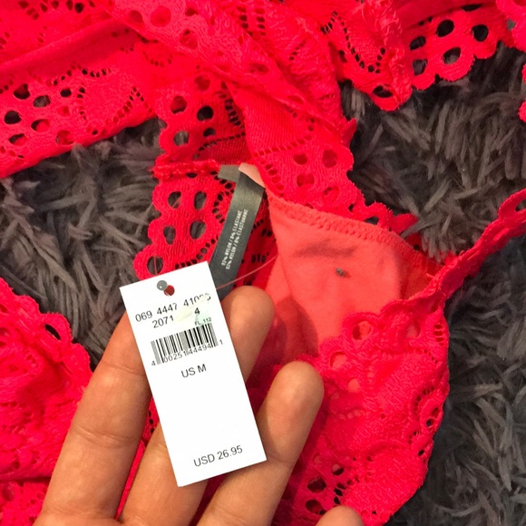 Bralettes - Picture 3 of 5