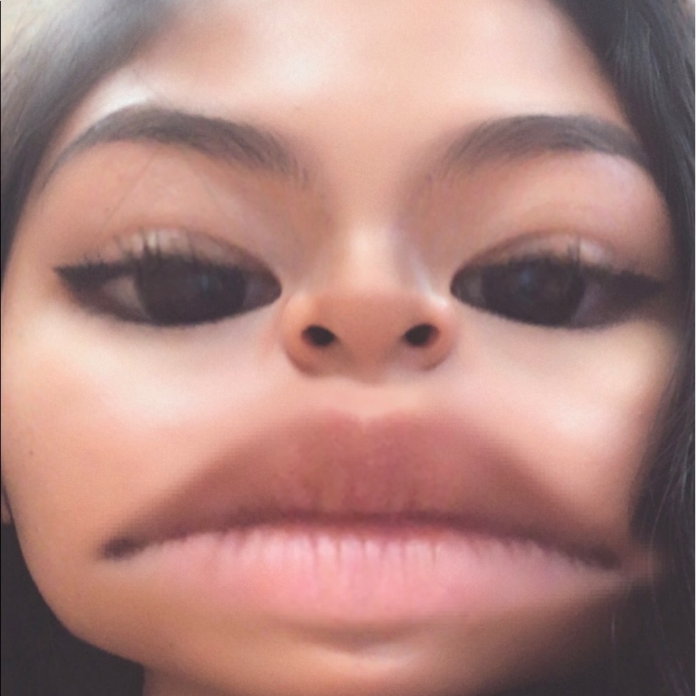 Meet your Posher, Alina