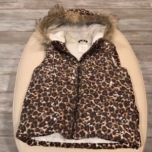 Leopard,sequined front, faux fur trim