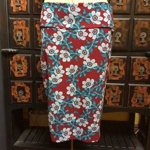 Lularoe Cassie pencil skirt in floral on wine