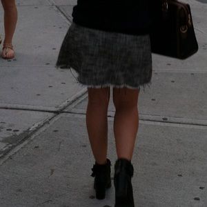 ISO this skirt! Grey Frayed Skater / Circle Skirt