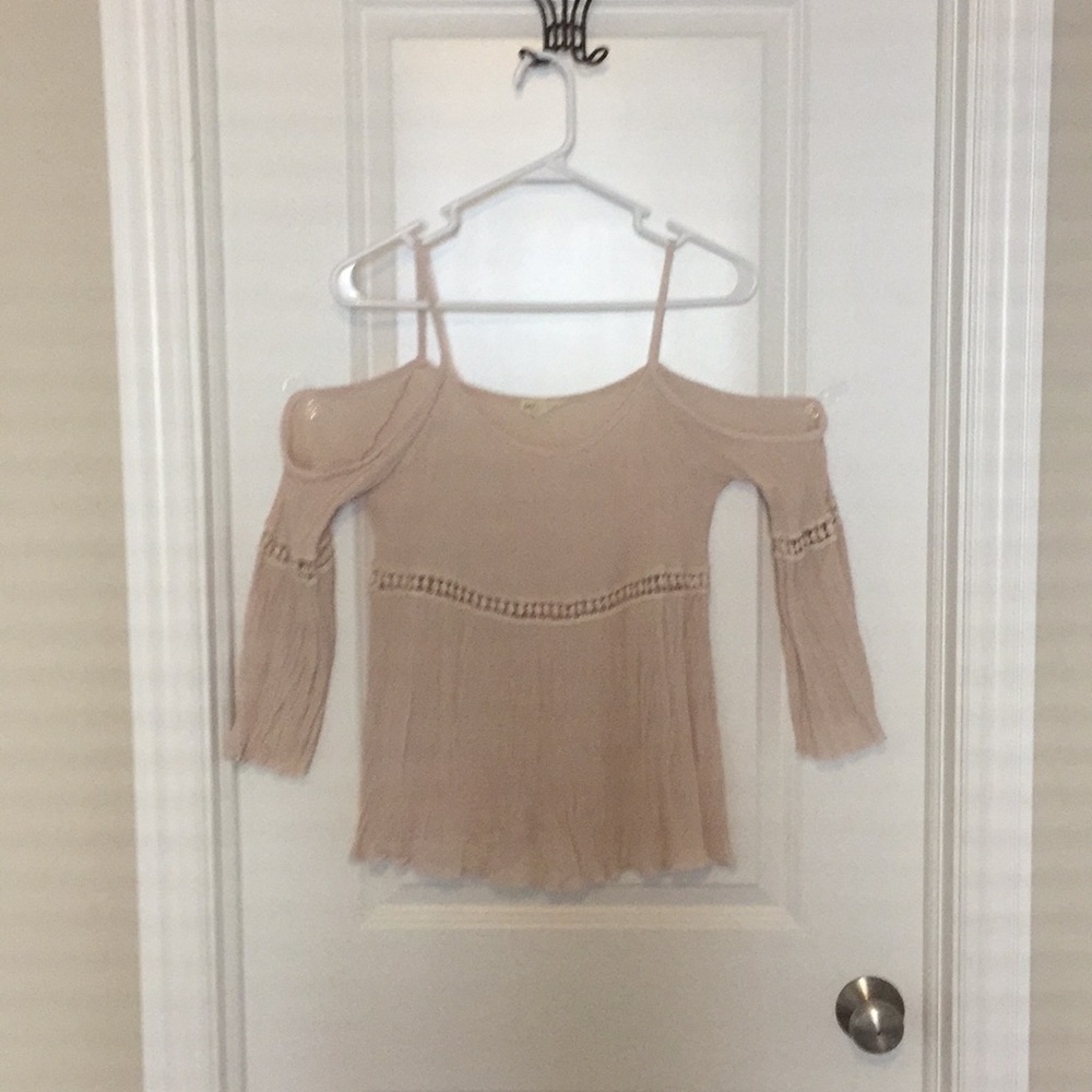 Cold shoulder top
