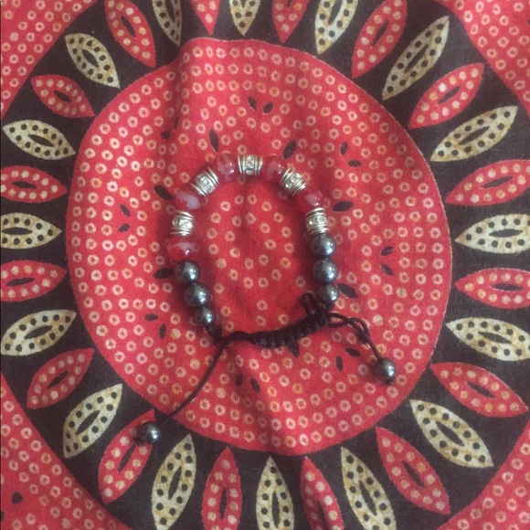 Beaded bracelet - Picture 2 of 2