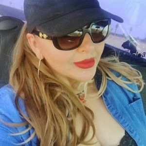 Meet your Posher, Alma