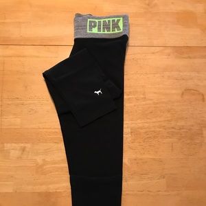 NWOT Victoria's Secret yoga pants crop