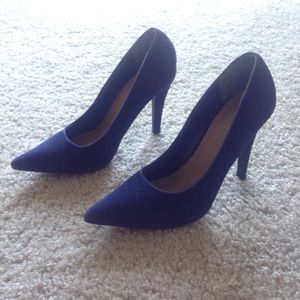 Royal blue pumps