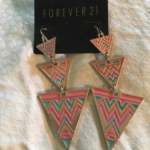 Jewelry - Forever 21 earrings