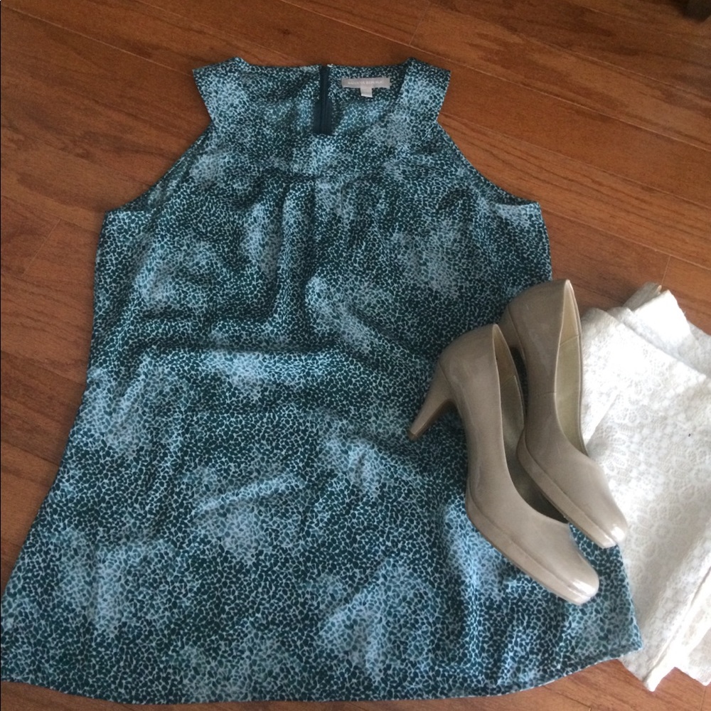 Banana Republic Green Speckled Top