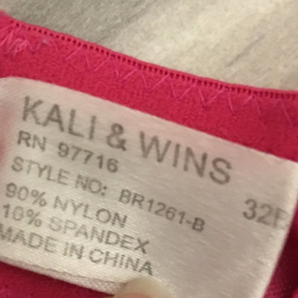 Three Padded Push Up Bra Bundle Kali & Wins 32B - Picture 7 of 8