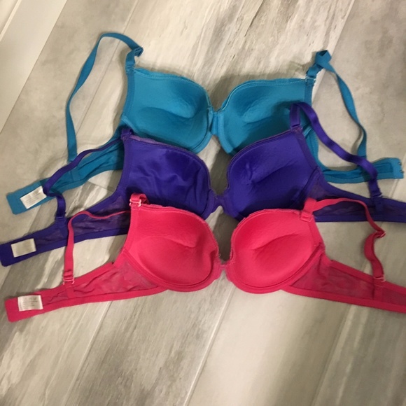 Three Padded Push Up Bra Bundle Kali & Wins 32B - Picture 6 of 8