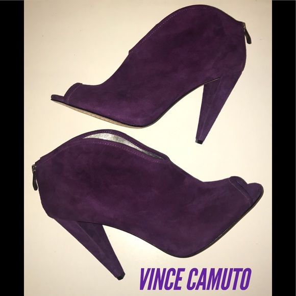 Vince Camuto Shoes - 24hr SALE⭐️ 💜VINCE CAMUTO💜 Suede Peep Toe Bootie