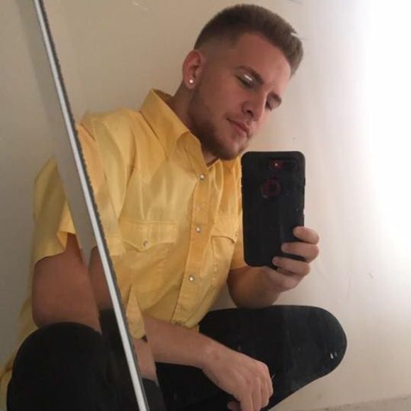 Meet your Posher, Joshua - Picture 1 of 1