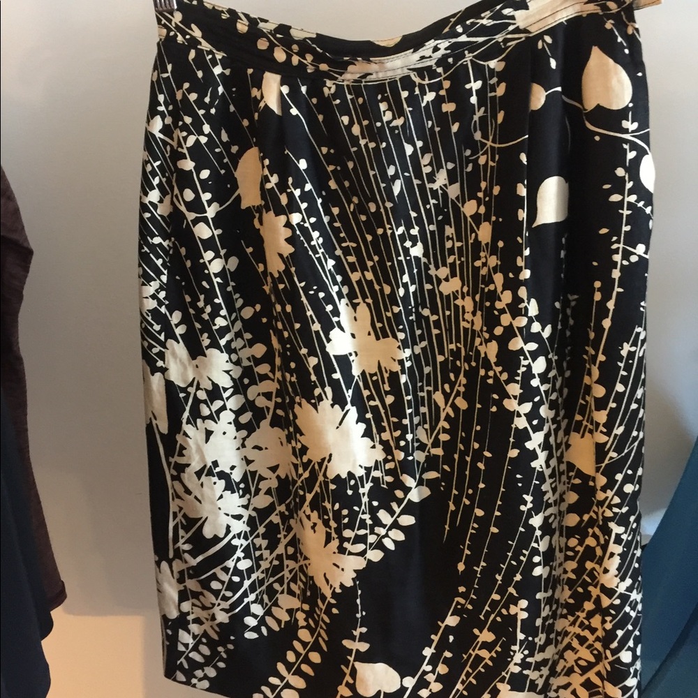 Valentino Skirt Gorgeous!