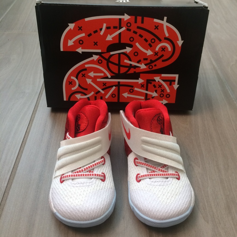 Nike Kyrie 2 Toddler Shoes