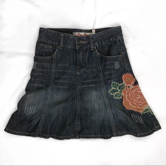 ZRS Jeans Dresses & Skirts - beautiful embroidered distressed denim mini skirt