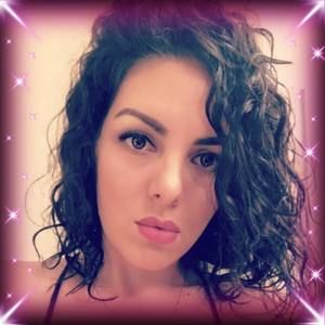 Meet your Posher, Eva