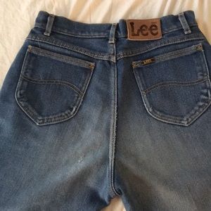 Vintage high waisted Lee cropped jeans