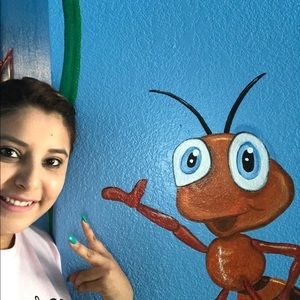 Meet your Posher, Iris