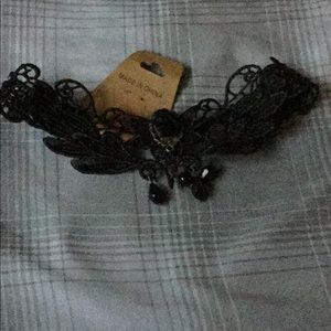 Choker it's new