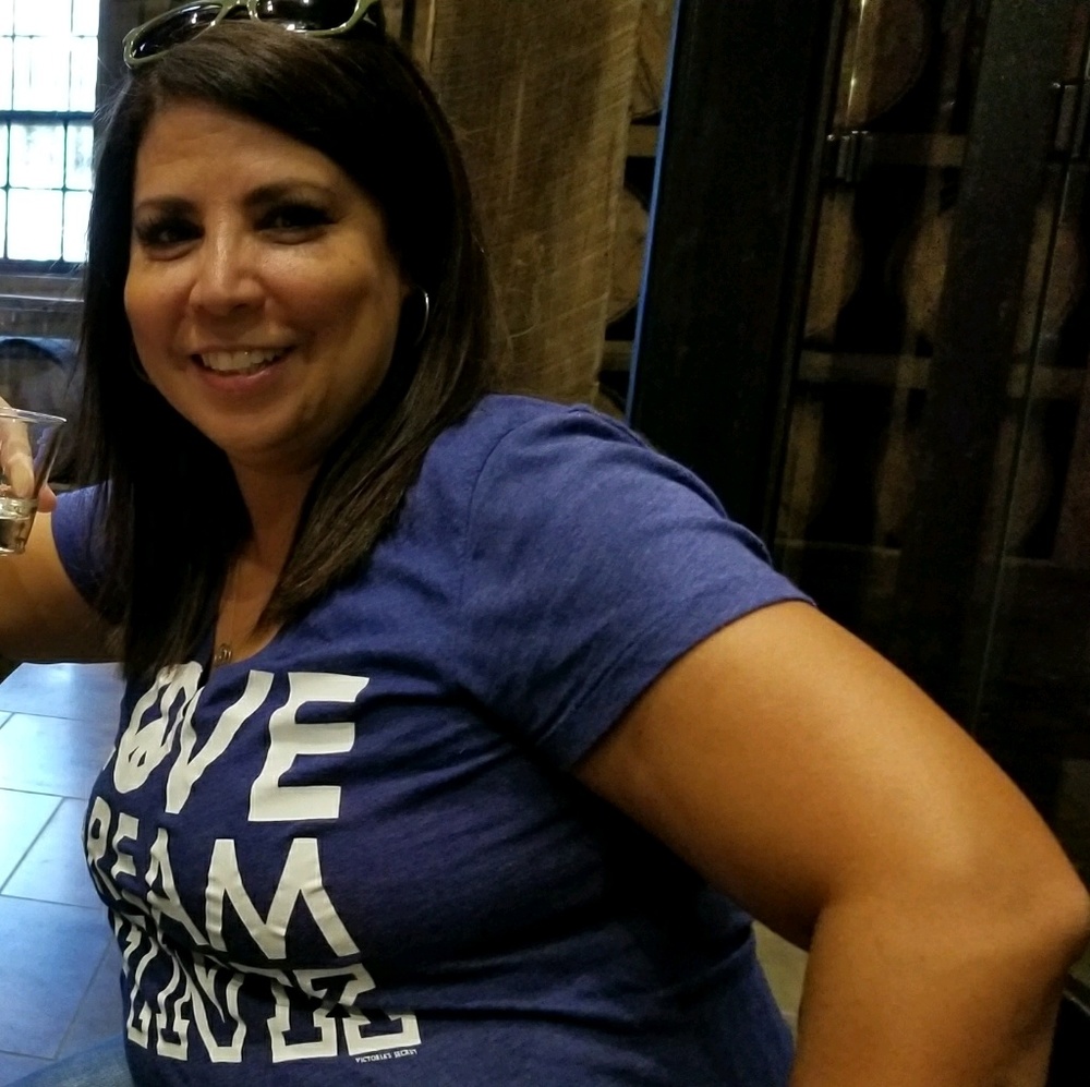 Meet your Posher, Jeannette