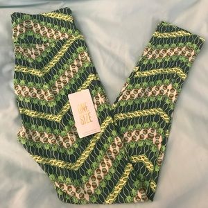 LULAROE NWT OS Kermit leggings