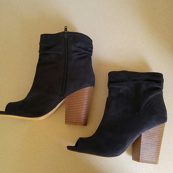 Indigo Rd. booties - Picture 2 of 7