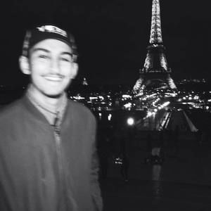 Meet your Posher, Adam