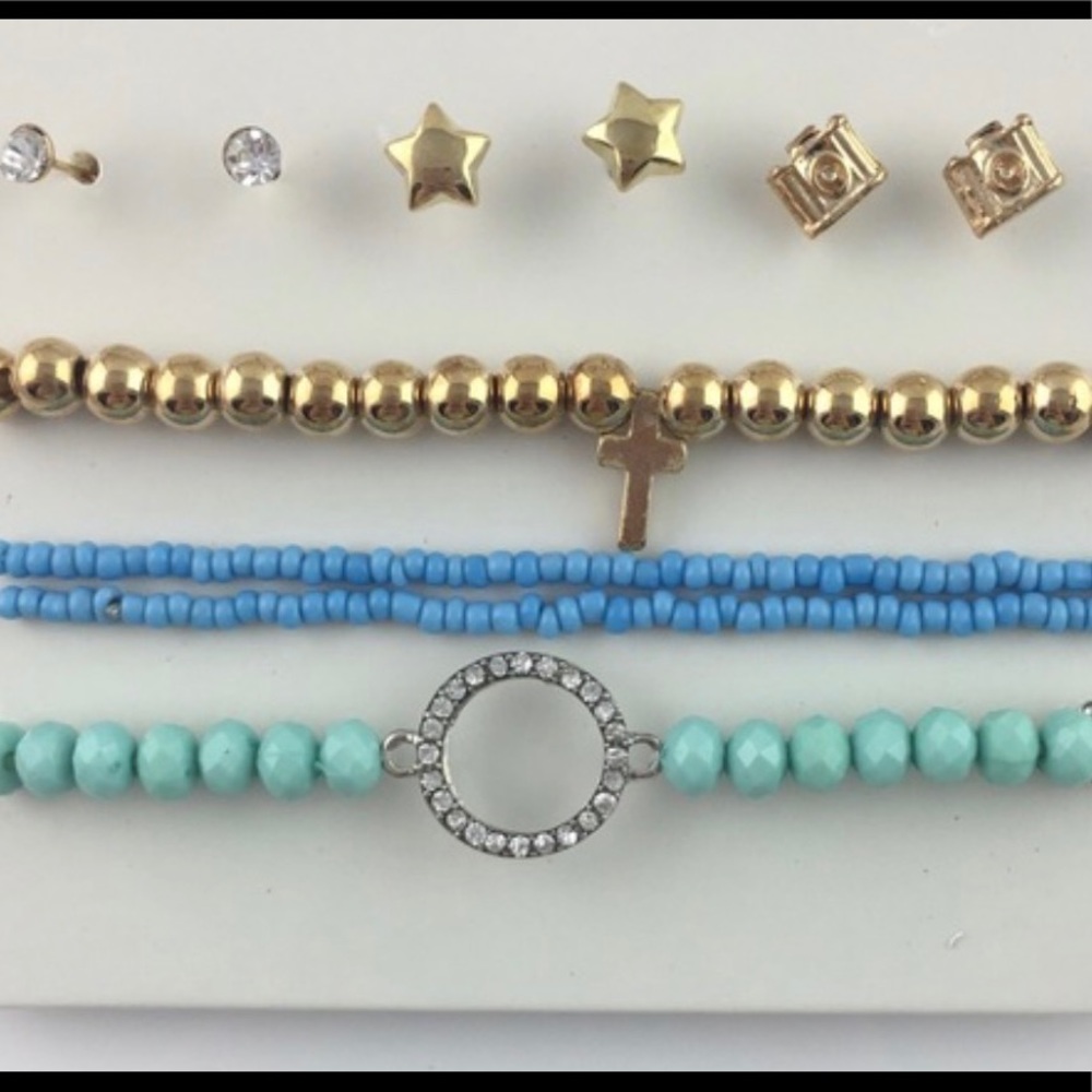 ⭐️3 for $16⭐️NWT bracelet stacks & 3 earring pairs