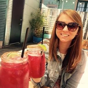 Meet your Posher, Jennessa