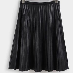 New Faux Leather Pleated Skirt